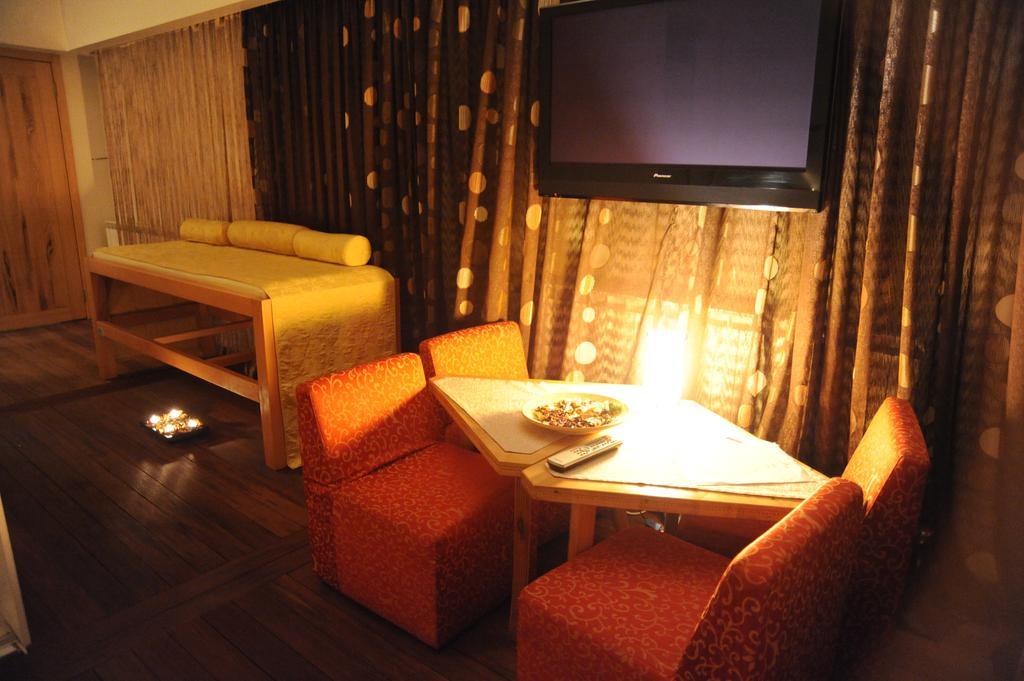 Hotel Merona Sarajevo Bagian luar foto